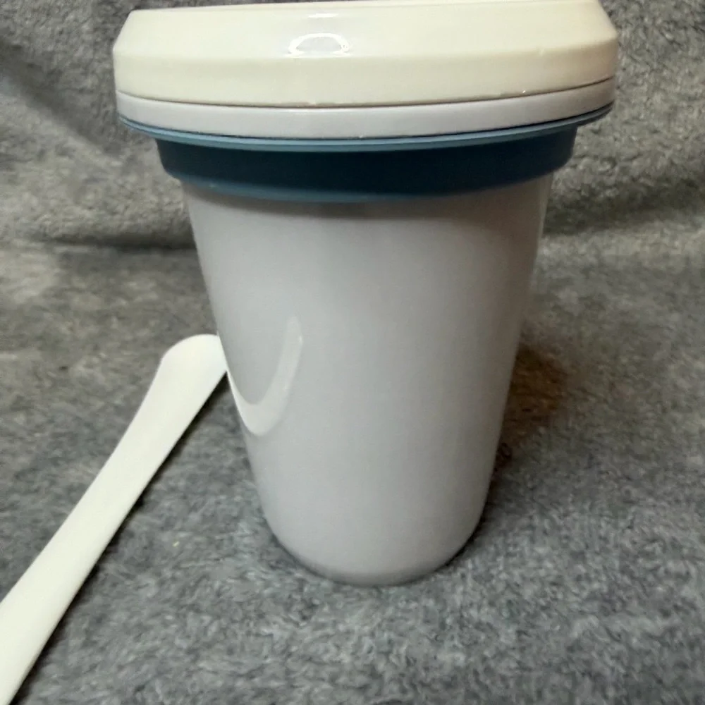 Pampered Chef frozen Drink Maker #101370